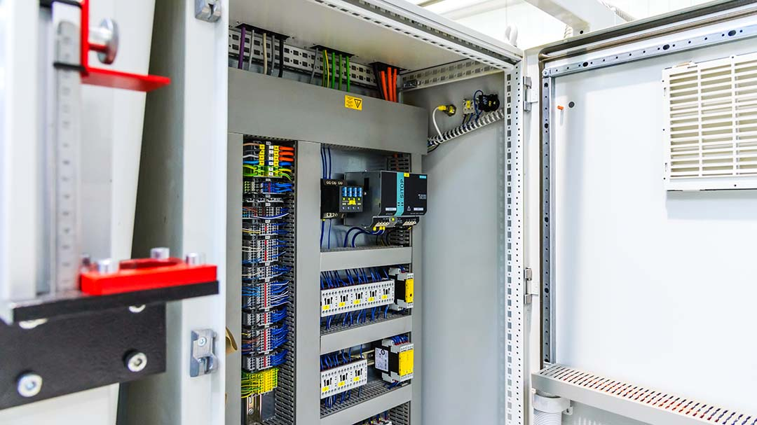 Custom Sheet Metal Enclosures for Electrical and Electronic Equipment